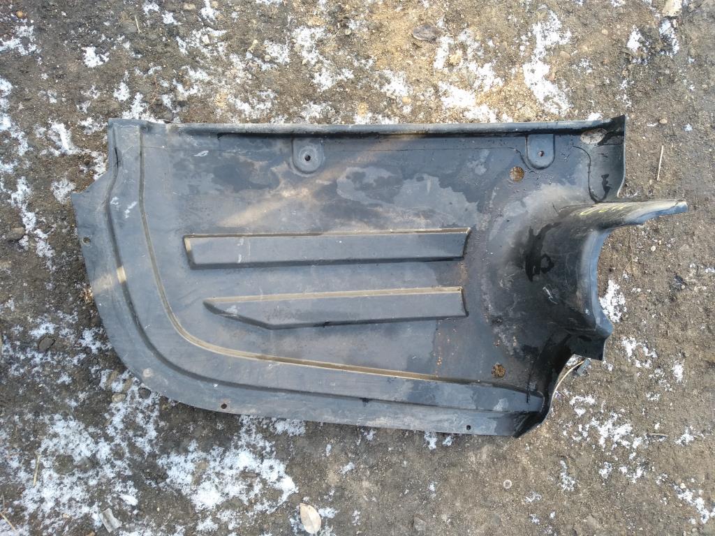 защита арок задняя правая (подкрылок) Volkswagen Passat B6 2007, 2.0 л., бензин, седан, 3C0825216, 3AA825216, 3AA825216C, 3C0825216B, . - фото №1