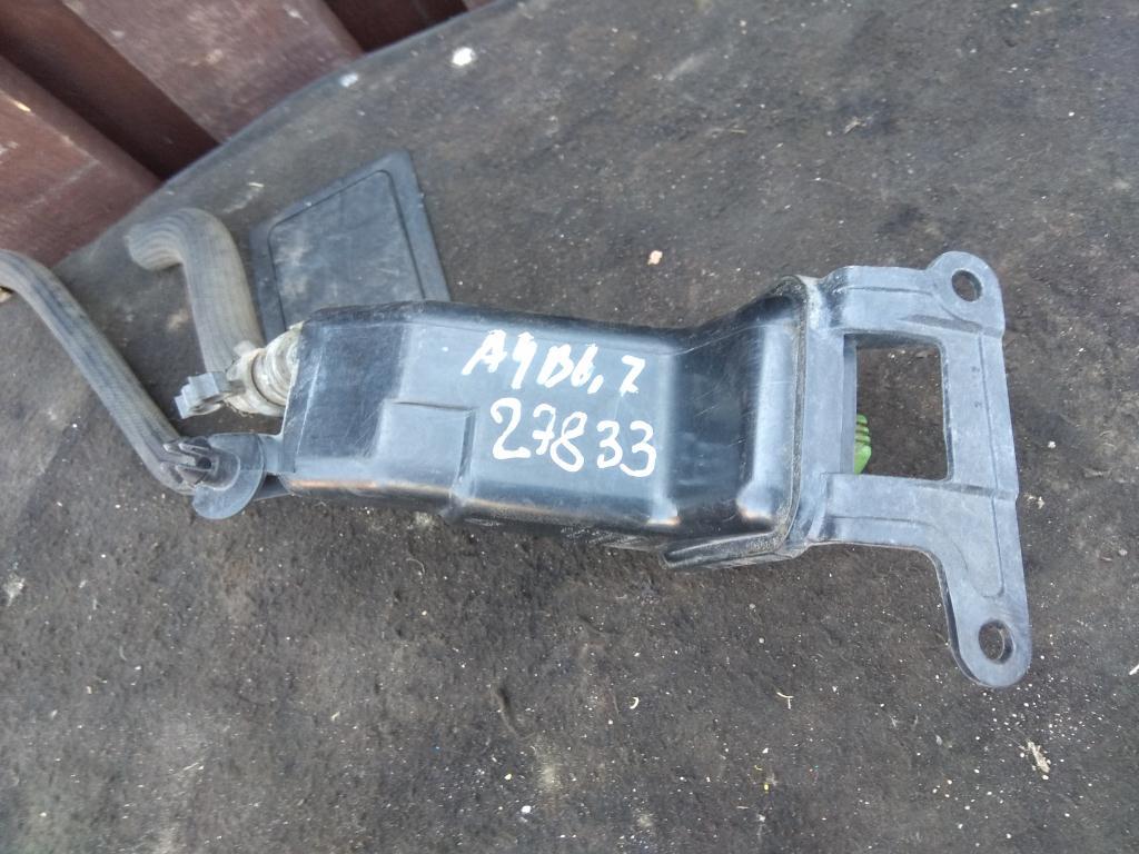 бачок гидроусилителя Audi A4 B7 2006, 2.0 л., бензин, седан, 8E0422373, . - фото №1