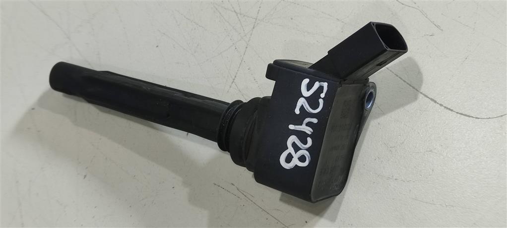 катушка зажигания Audi A1 8X 2013, 1.8 л., TFSI, бензин, внедорожник 5 дв., 06J905110F, 06J905110E, 06H905110L, 06H905110P, 06J905110G, 06J905110K, 06J905110N - фото №1