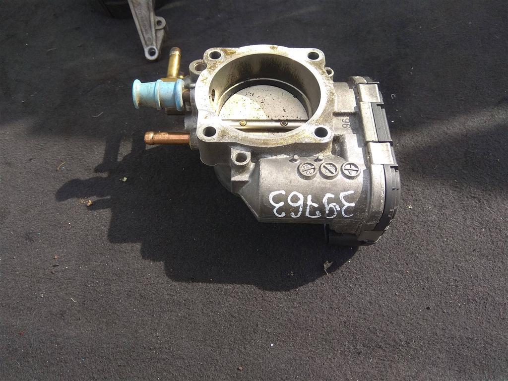 заслонка дроссельная Audi A4 B6 2003, 3.0 л., бензин, седан, 078133062B, AGA, AMX, AQD, ASN, BBJ, BDV, ACK, BBG, ATQ, ALF, APR, AGE, ATX, AMM, AVK, . - фото №1