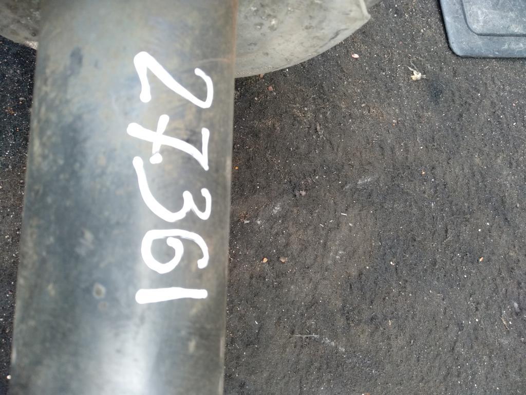 амортизатор передний Audi A4 B7 2006, 2.0 л., бензин, седан, 8E0413031DA, 8E0413031DE, . - фото №1