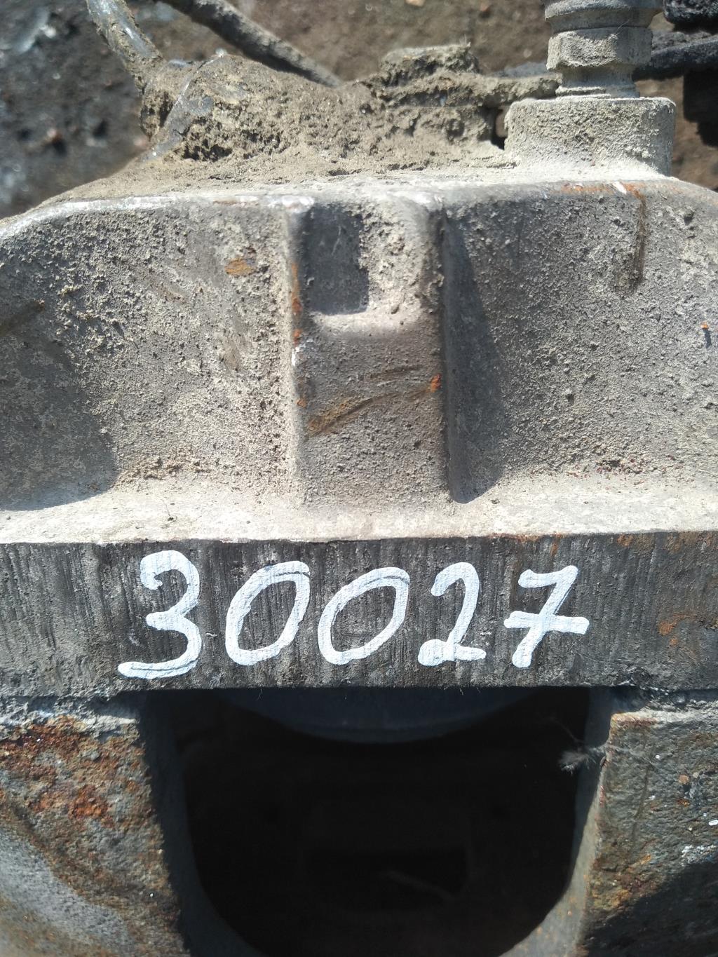 суппорт передний правый Audi A6 4F/C6 2006, 3.2 л., бензин, седан, 4E0615124D, . - фото №1