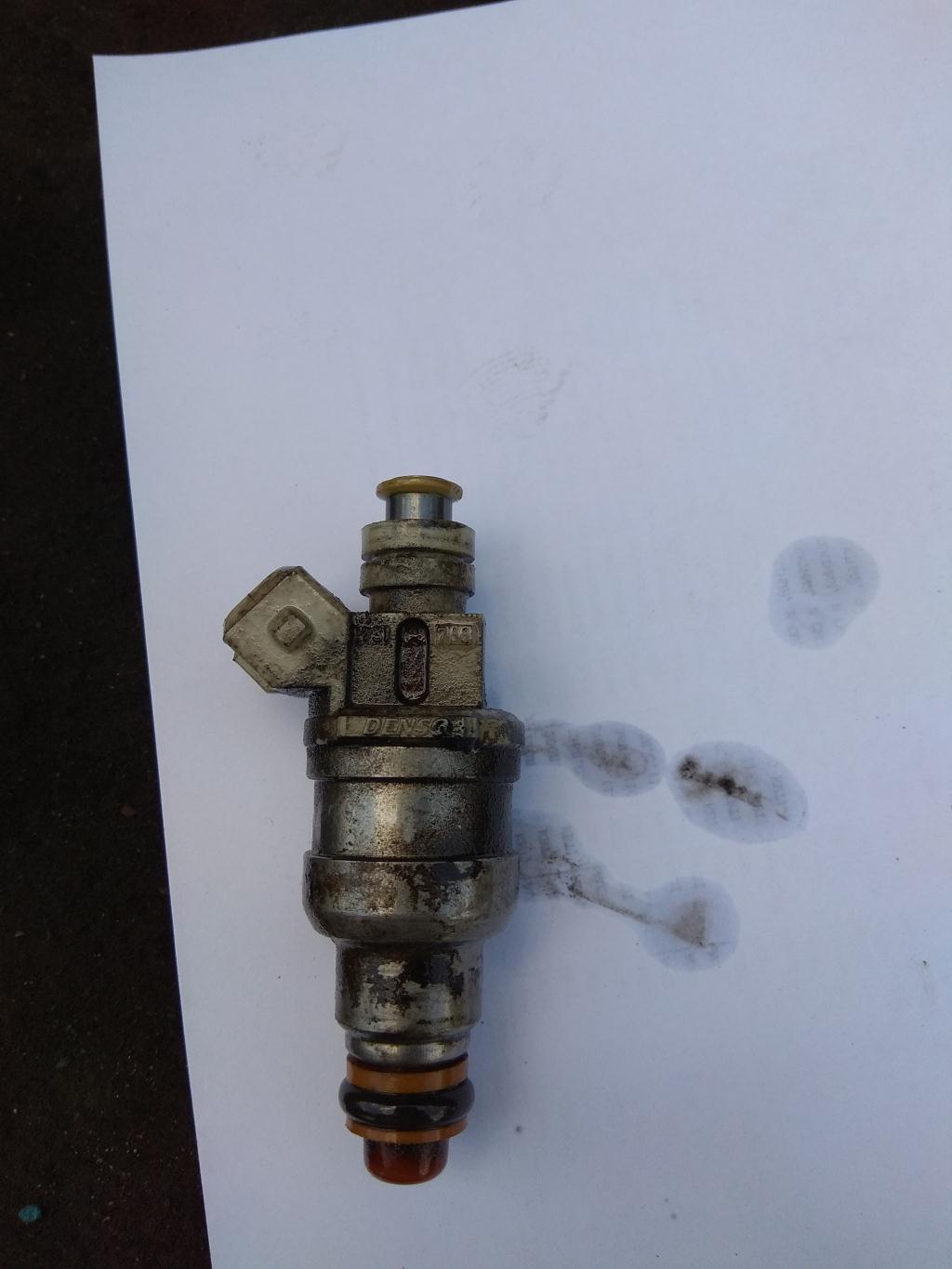 форсунка Ford Taurus 3 поколение 1997, 3.0 л., бензин, седан, F47E-A2E, . - фото №1