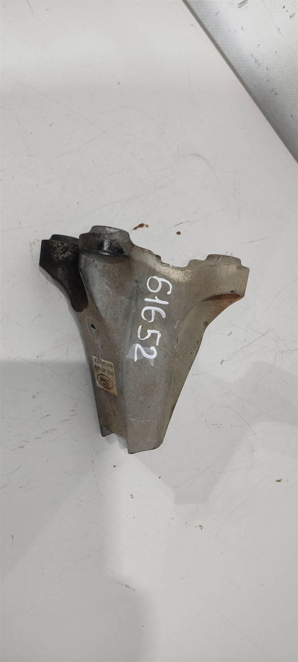 кронштейн двигателя Jaguar XF X250 2009, 2.7 л., дизель, внедорожник 5 дв., AR796046AA, . - фото №1