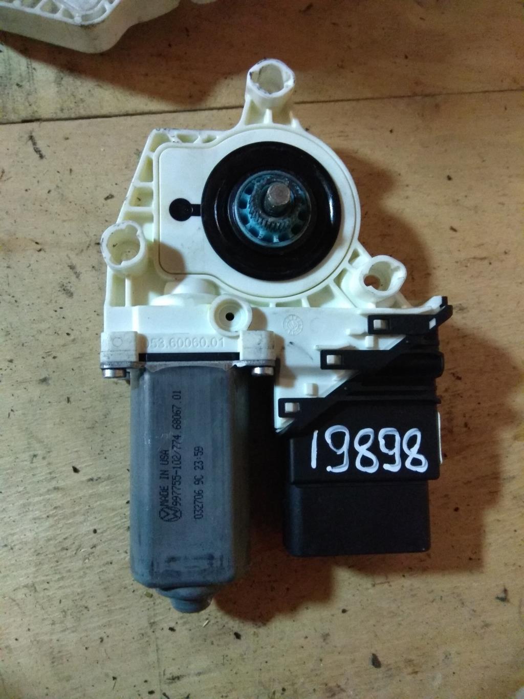 моторчик стеклоподъемника задний правый Volkswagen Passat B6 2006, 2.0 л., бензин, седан, 1K0959704D, . - фото №1