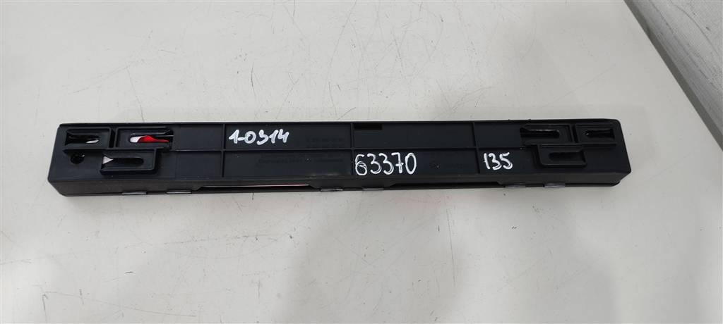 знак аварийной остановки Mercedes-Benz C-Класс W205/S205/C205 2015, дизель, внедорожник 5 дв., ., A0008900597 - фото №1