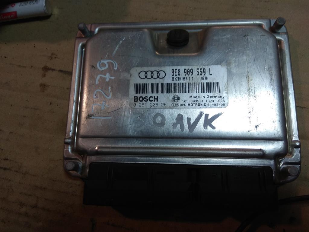 блок управления двигателем Audi A4 B6 2003, 3.0 л., бензин, седан, 8E0909559L, ASN, AVK, 8E0909559LX - фото №1