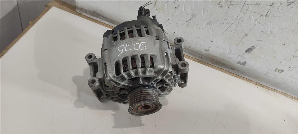 генератор Skoda Yeti 1 поколение 2012, 2.0 л., TFSI, бензин, седан, 06E903016D, . - фото №1