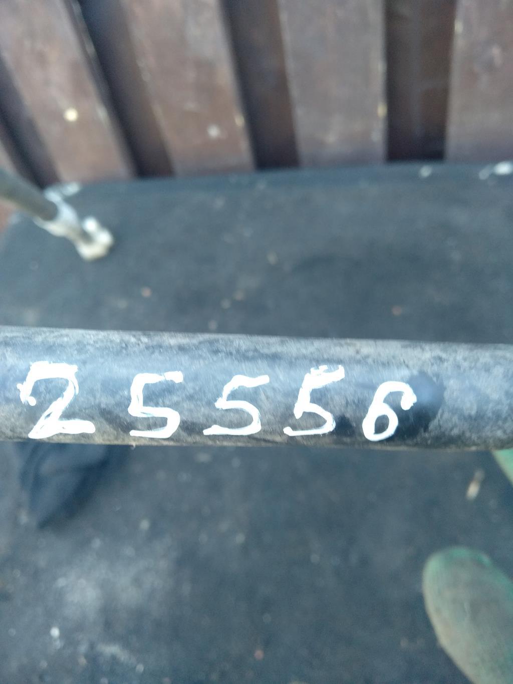 трубка кондиционера Audi A4 B6 2003, 3.0 л., бензин, седан, 8E0260701AS, 8E0260701AB, ASN, BBJ, BDV, AMM, AVK - фото №1