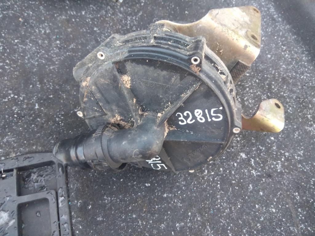 насос воздушный Audi A6 4A/C4 1995, 2.8 л., бензин, седан, 078906601B, AAA, 078906601E, AFC - фото №1