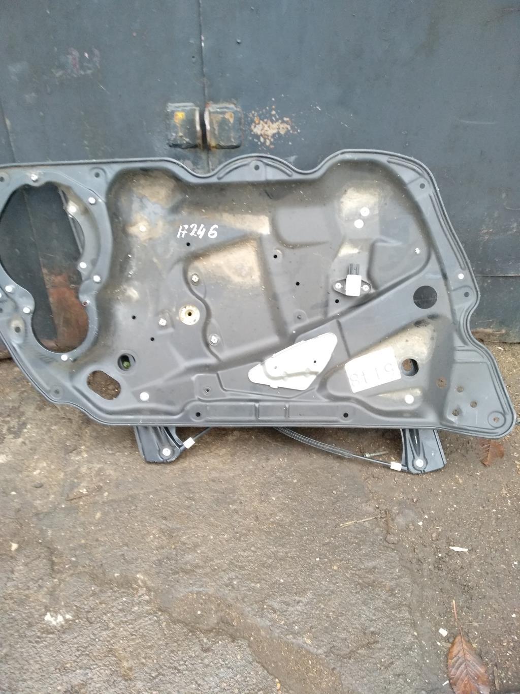 стеклоподъемник передний левый Volkswagen Passat B6 2006, 2.0 л., бензин, седан, 3C1837755F, . - фото №1