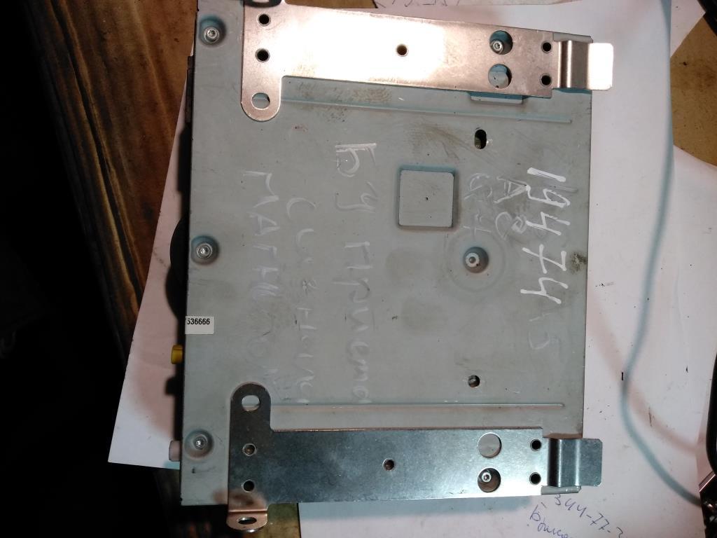 блок радио Audi A6 4F/C6 2006, 3.2 л., бензин, седан, 4F0035541N, . - фото №1