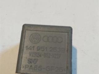 реле (прочие) Volkswagen Transporter T5 2006, 2.5 л., TDi, дизель, микроавтобус, 141951253B, 8D0951253A, 4H0951253A, 8K0951253, 431951253H, .