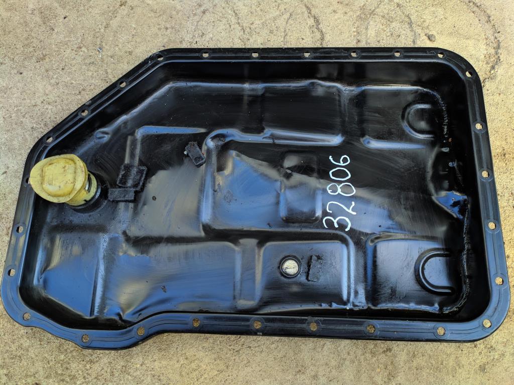 поддон КПП Audi A4 B6 2003, 1.8 л., бензин, седан, 01V321359A, 01V321359B, . - фото №1