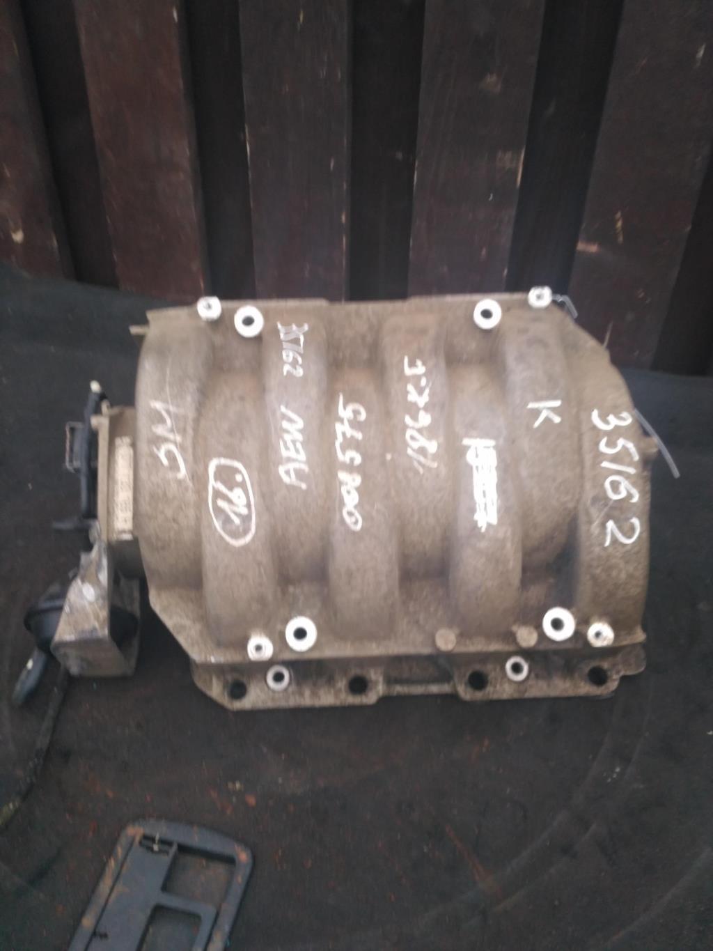 коллектор впускной Audi A8 D2/4D 1996, 3.7 л., бензин, седан, 077133185H, AEW, ABZ, AEM, ., 077133205 - фото №1