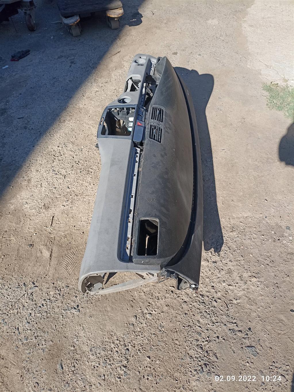 панель передняя салона (торпедо) Volkswagen Passat B6 2006, 2.0 л., бензин, седан, 3C1857004A, ., 3C1857003LK, 3C1857003NT, 3C1857003PA, 3C1857003RJ, 3C1857003SQ - фото №1