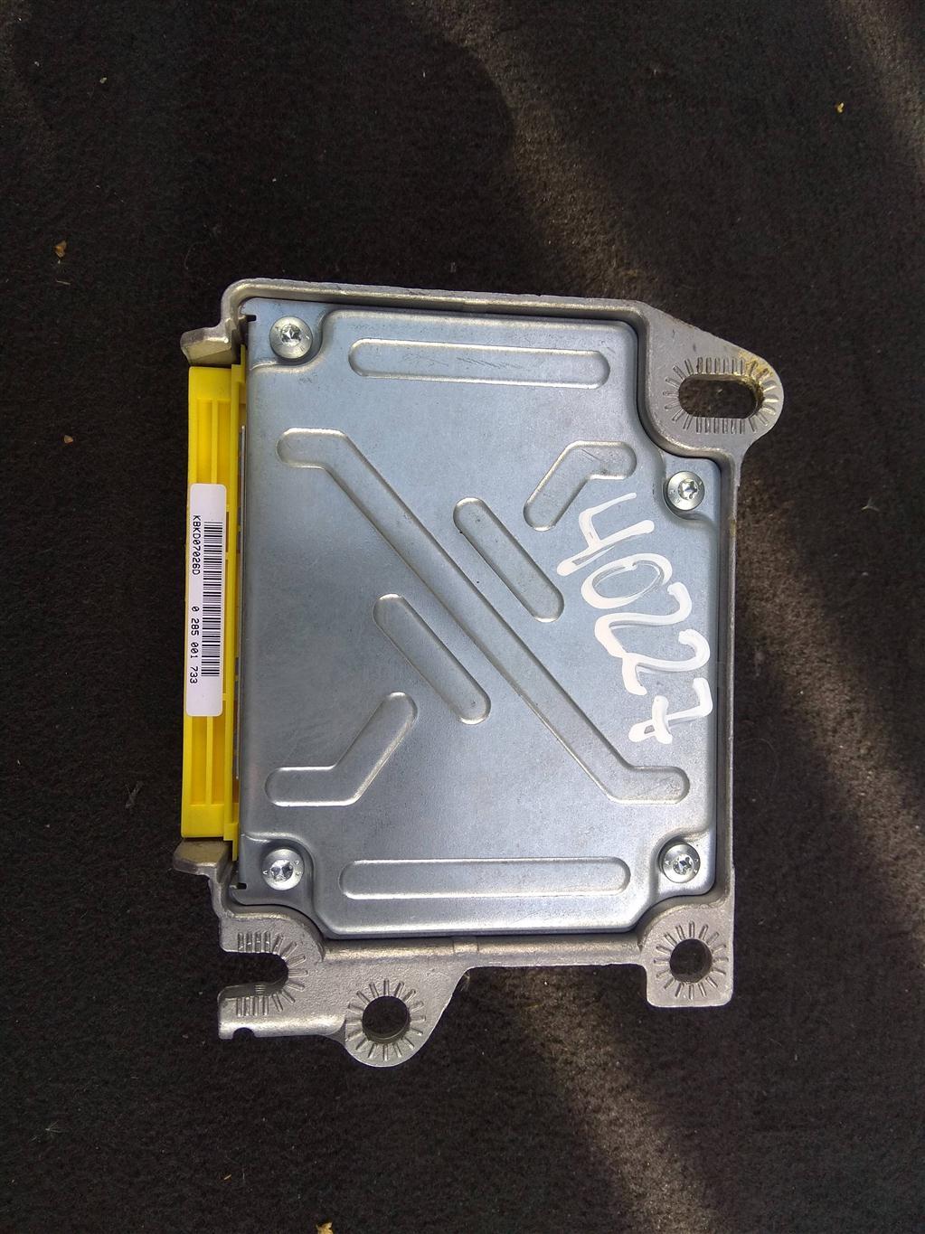 блок AirBag Volkswagen Touareg 1 поколение 2004, 4.2 л., бензин, внедорожник 5 дв., 3D0909601E, . - фото №1