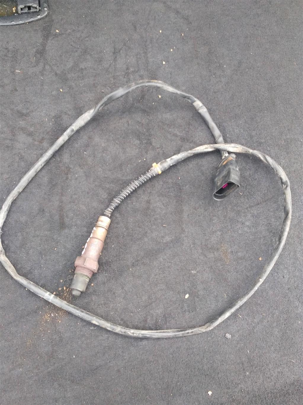 лямбда-зонд Volkswagen Touareg 1 поколение 2004, 4.2 л., бензин, внедорожник 5 дв., AXQ, 077906262B, . - фото №1