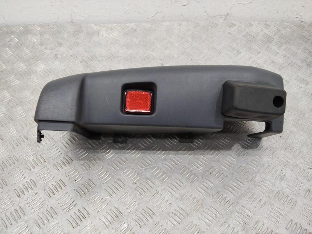 клык бампера задний левый Citroen Jumper 2 поколение 2013, 1305762070 - фото №1