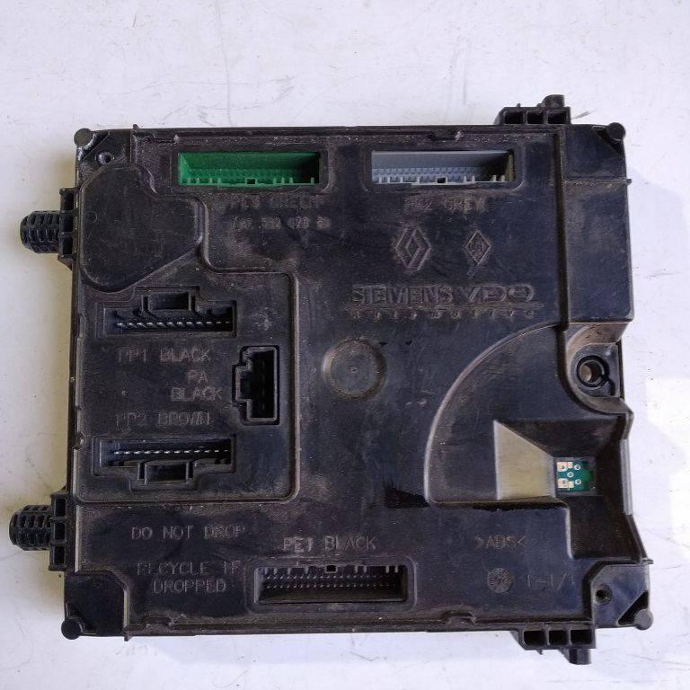 блок комфорта Renault Laguna 3 поколение 2009, 284B10049R - фото №1