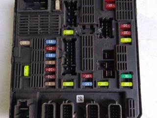 блок предохранителей Renault Scenic 3 поколение 2009, 284B62342R