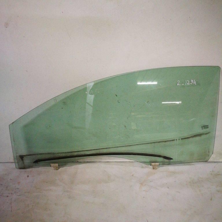 стекло двери передней левой Renault Megane 3 поколение 2010, купе - фото №1