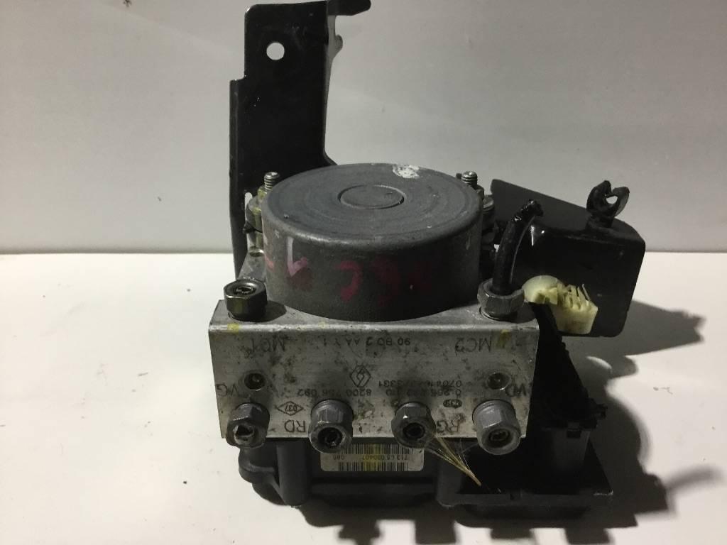 блок ABS Renault Logan 1 поколение 2006, 1.5 л., дизель, 8200756092 - фото №1