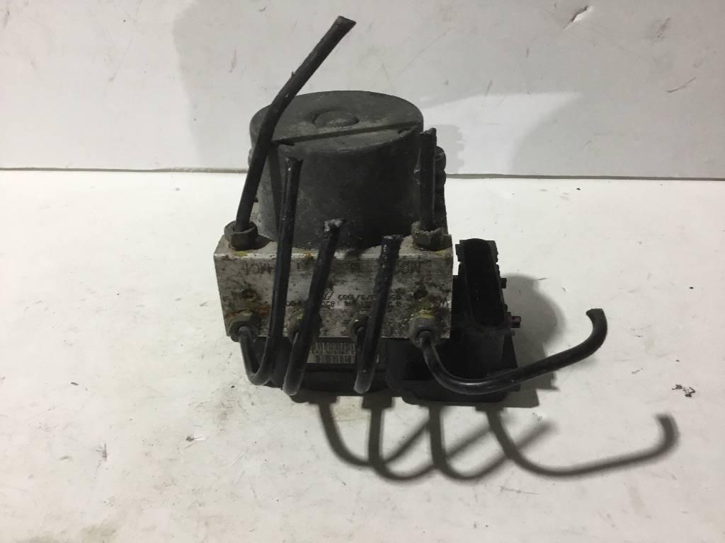 блок ABS Dacia Logan 1 поколение 2006, 8200264007 - фото №1