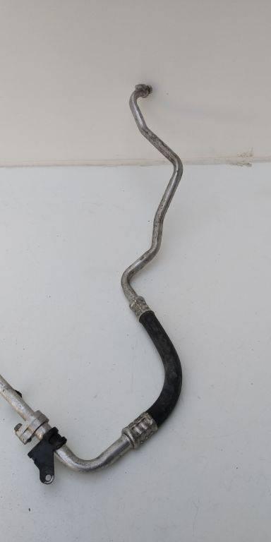 трубка кондиционера Renault Megane 3 поколение 2011, 924800026R - фото №1