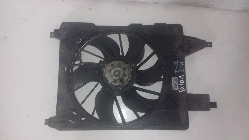 вентилятор радиатора Renault Scenic 2 поколение 2005, 8200151465 - фото №1