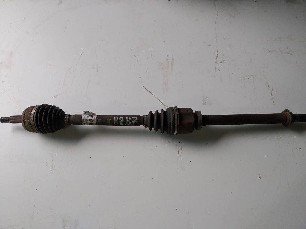 полуось передняя правая (приводной вал, ШРУС) Renault Scenic 3 поколение 2010, 1.5 л., дизель, 391009864R - фото №1