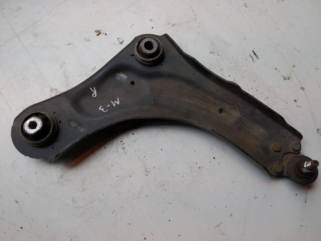 рычаг передний правый Renault Megane 3 поколение 2011 - фото №1