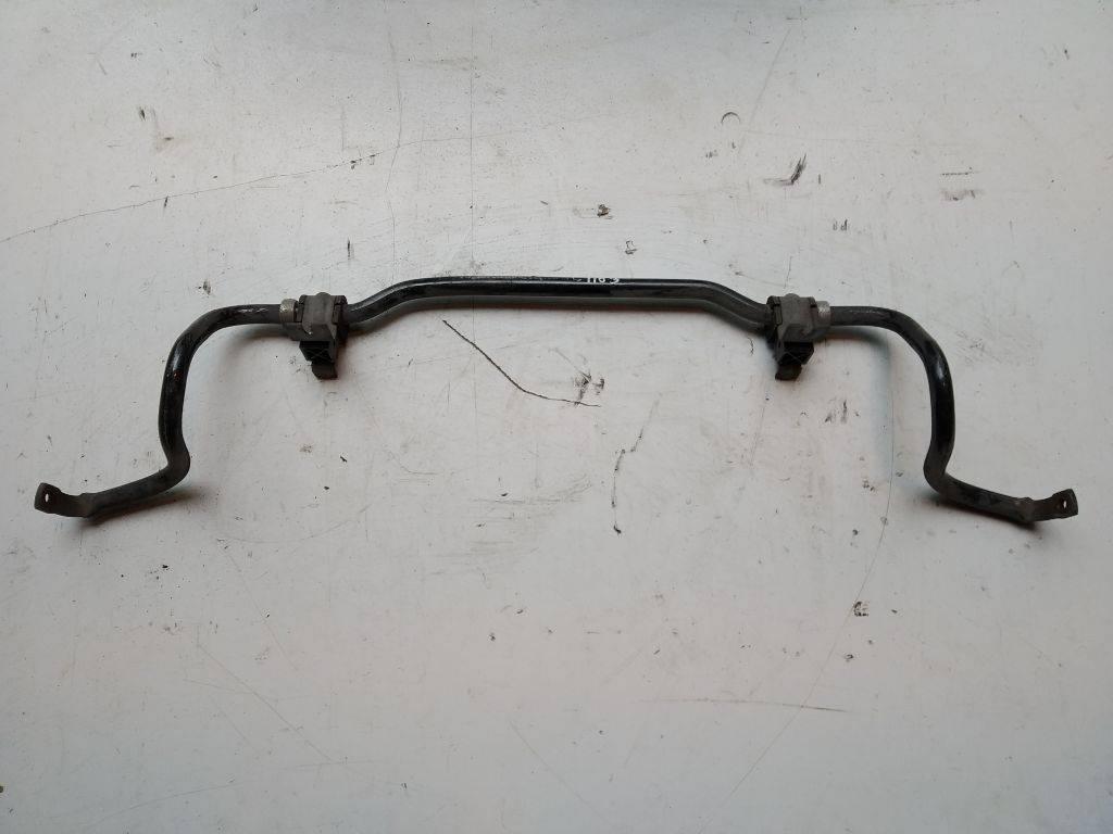 стабилизатор подвески передний Renault Clio 3 поколение 2008, 8200699574 - фото №1