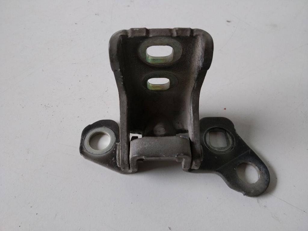 петля двери Renault Clio 3 поколение 2008 - фото №1