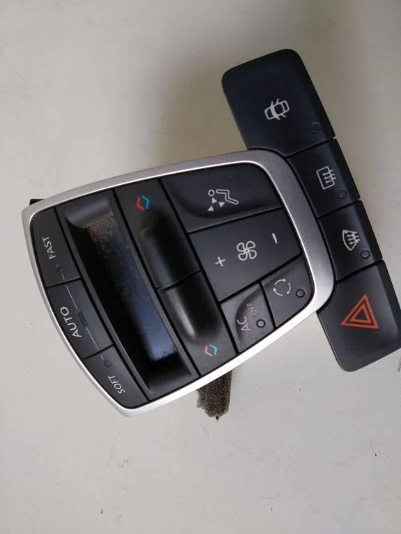 блок управления печки / климат-контроля Renault Laguna 3 поколение 2009, 275100002R - фото №1