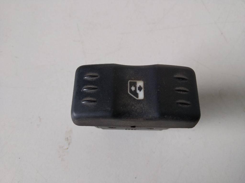 кнопка стеклоподъемника двери Renault Logan 1 поколение 2007 - фото №1