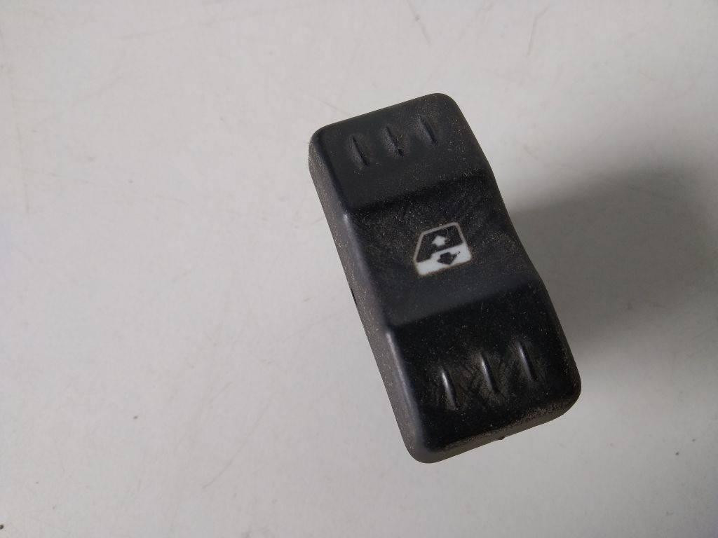 кнопка стеклоподъемника двери Renault Logan 1 поколение 2007 - фото №1