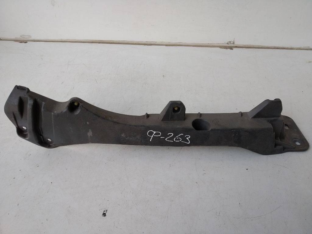 крепление ( кронштейн ) крыла Renault Clio 3 поколение 2008, 8200314931 - фото №1