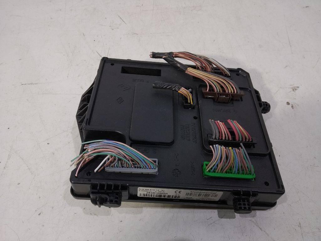 блок комфорта Renault Scenic 3 поколение 2009, 284B15986R - фото №1