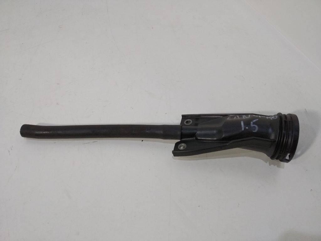 маслозаливная горловина Renault Sandero 1 поколение 2009, 8200722806 - фото №1