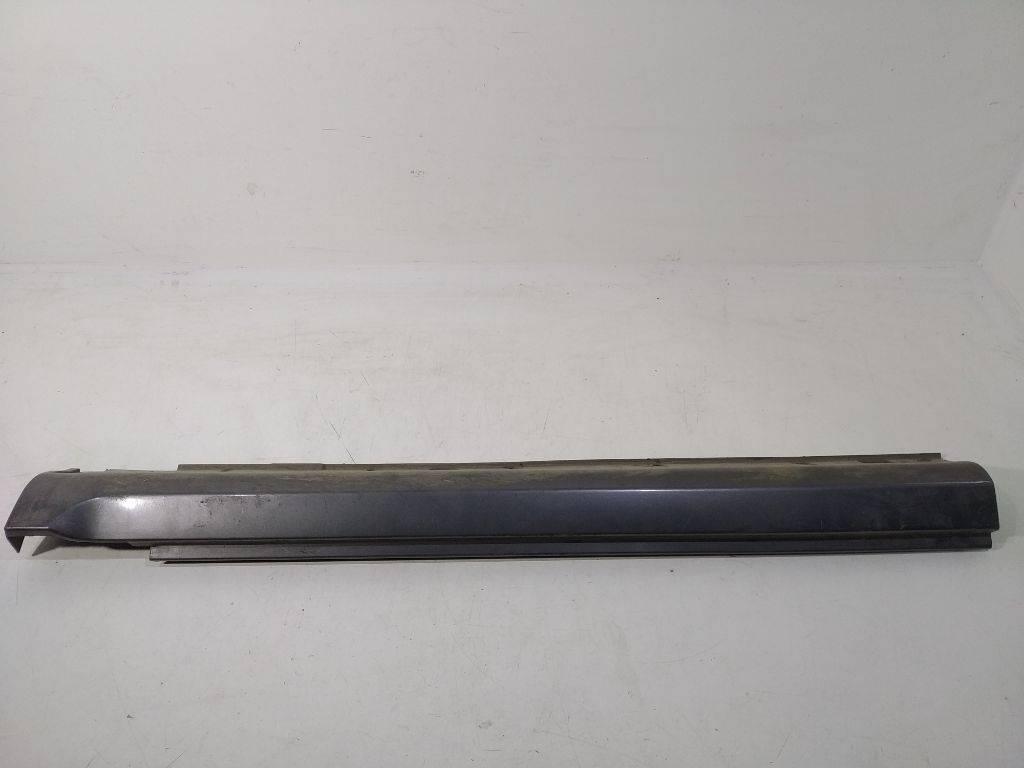 накладка на порог Kia Sorento 1 поколение 2005, 87774-3E000 - фото №1