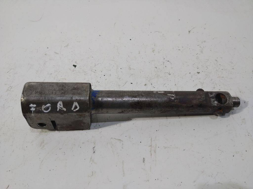 рулевой карданчик Ford Focus 1 поколение 2000, 98AG3N997 - фото №1