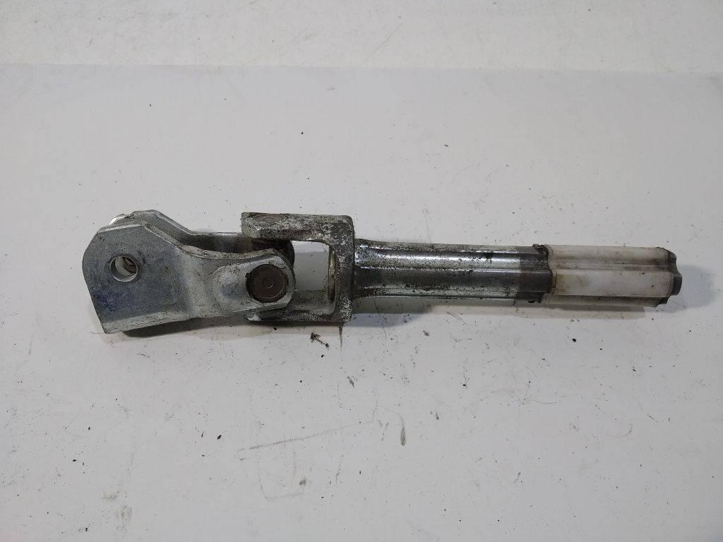 рулевой карданчик Renault Megane 2 поколение 2004 - фото №1