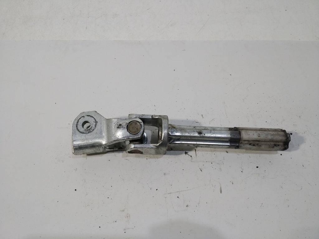 рулевой карданчик Renault Megane 2 поколение 2004 - фото №1