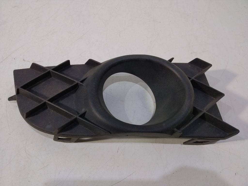 рамка фары противотуманной левой Renault Laguna 3 поколение 2008 - фото №1