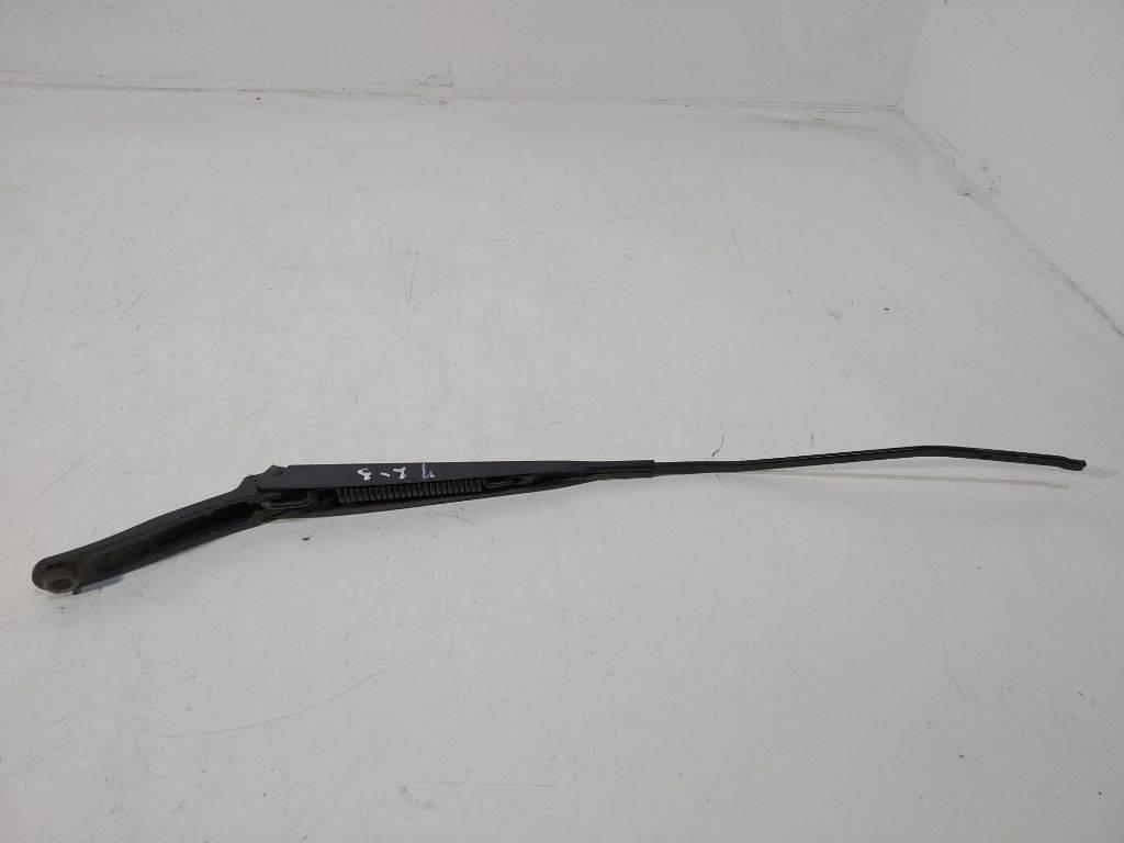 щеткодержатель (поводок стеклоочистителя, дворник) Renault Laguna 3 поколение 2007, 288810001N - фото №1