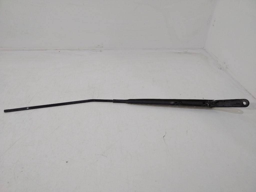 щеткодержатель (поводок стеклоочистителя, дворник) Renault Laguna 3 поколение 2009, 288860001N - фото №1