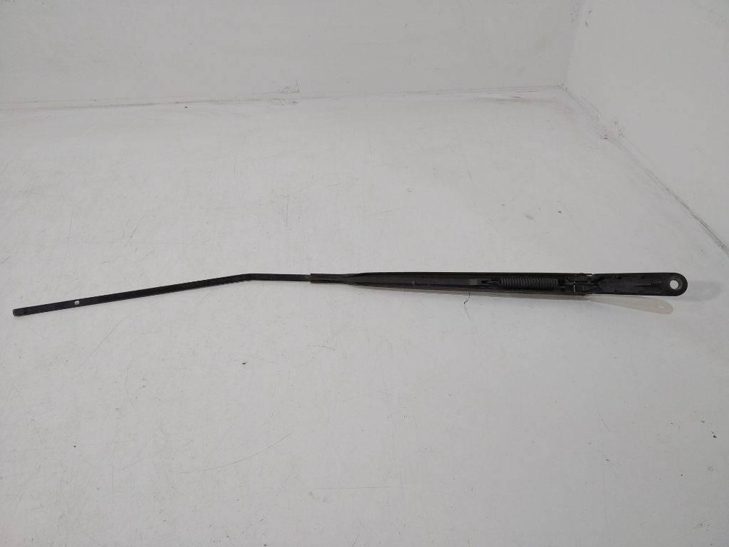 щеткодержатель (поводок стеклоочистителя, дворник) Renault Laguna 3 поколение 2007, 288860001N - фото №1