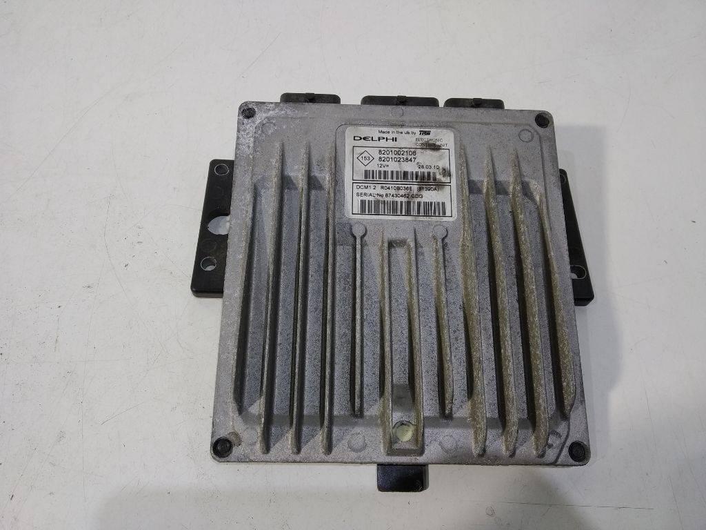 блок управления двигателем Renault Sandero 1 поколение 2010, 8201002106 - фото №1