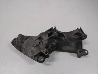 подушка крепления двигателя Renault Megane 3 поколение 2010, 8200669495